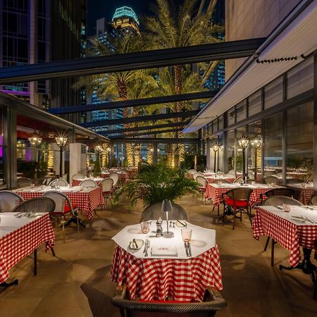 Le Meridien City Center ドーハ エクステリア 写真