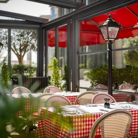 Le Meridien City Center ドーハ エクステリア 写真